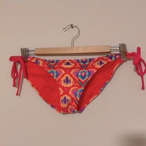 Coral tribal print bikini bottoms size Small